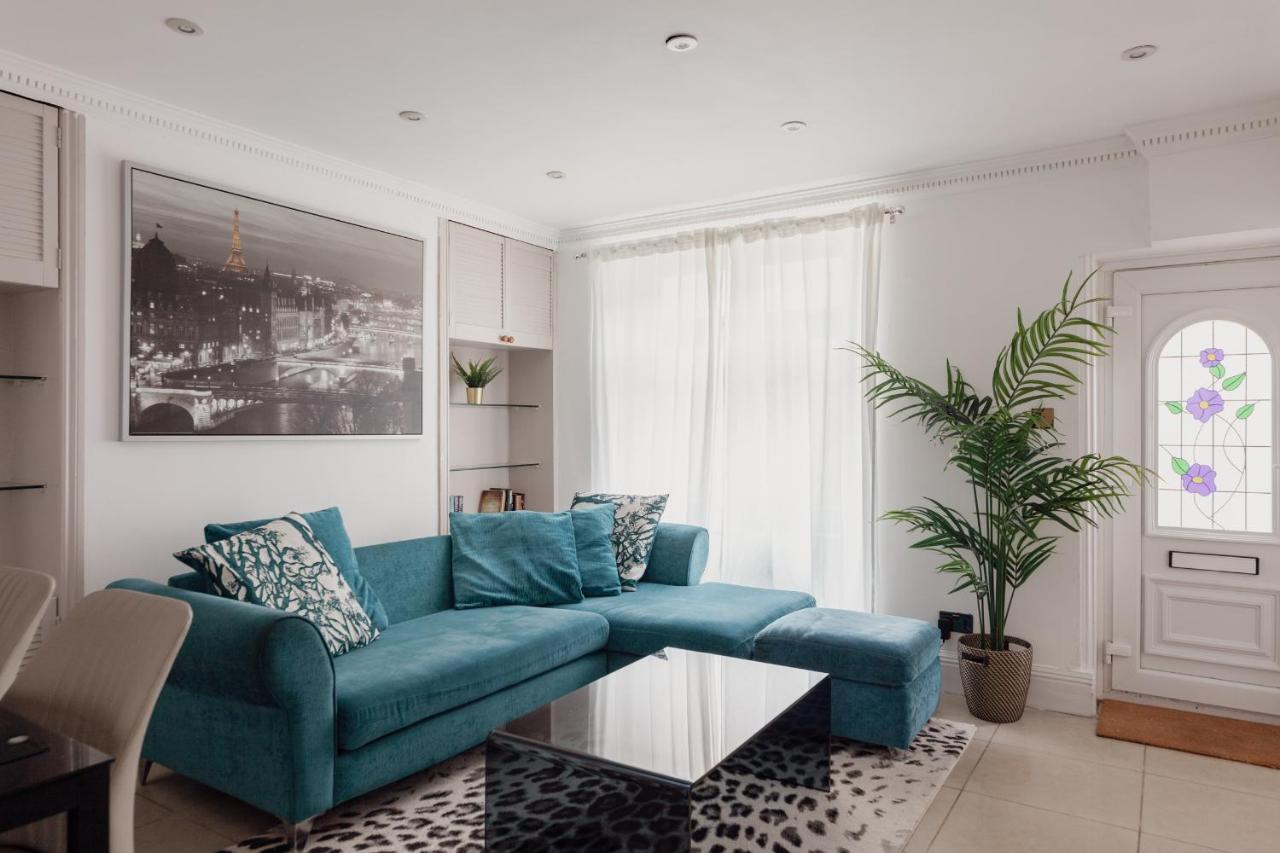 Charming & Beautiful 2 Bed Flat In Zone 1 Apartment London Bagian luar foto